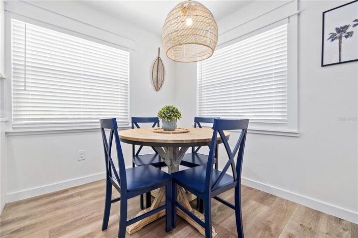 Image No.9-Propriété de 2 chambres à vendre à Holmes Beach