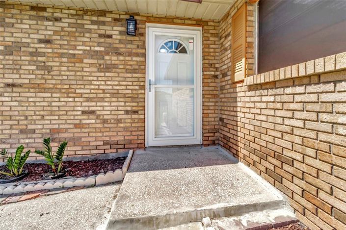 Image No.2-Propriété de 3 chambres à vendre à Kissimmee