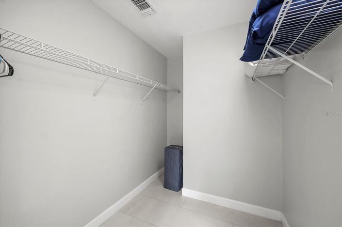 Image No.11-5 Bed Property for sale