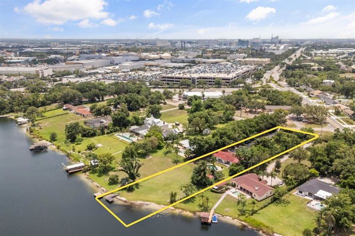 Image No.3-5 Bed Property for sale