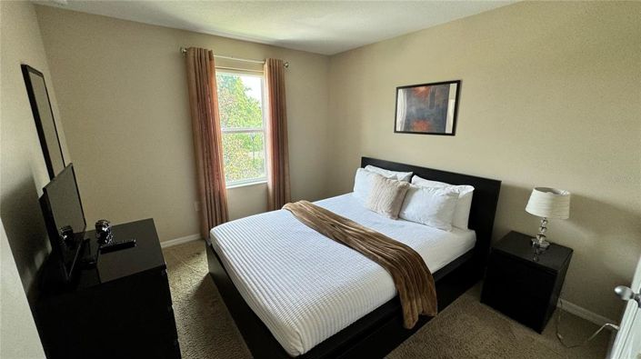 Image No.16-4 Bed Townhouse for sale