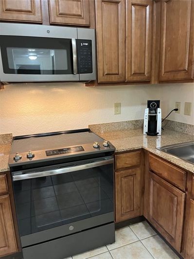 Image No.11-2 Bed Property for sale