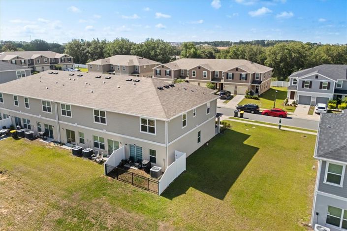 Image No.17-3 Bed Townhouse for sale