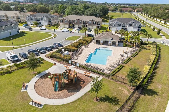 Image No.20-3 Bed Townhouse for sale