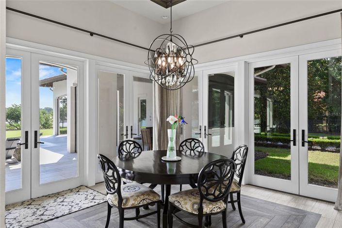 Image No.24-5 Bed Property for sale