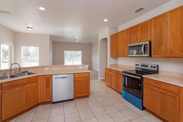 Image No.15-4 Bed Property for sale