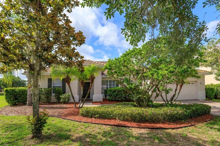 Image No.2-4 Bed Property for sale