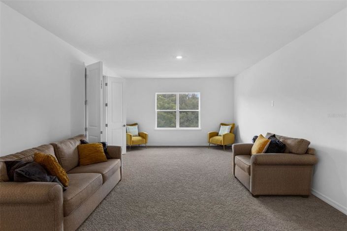 Image No.30-5 Bed Property for sale