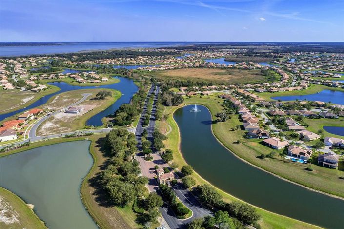 Image No.63-5 Bed Property for sale