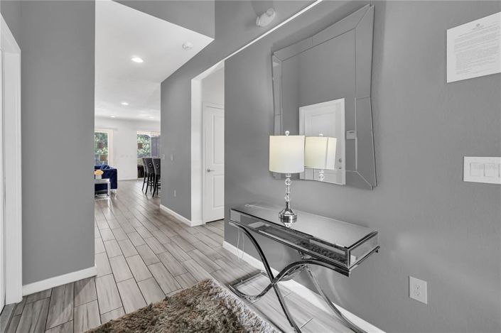 Image No.4-8 Bed Property for sale