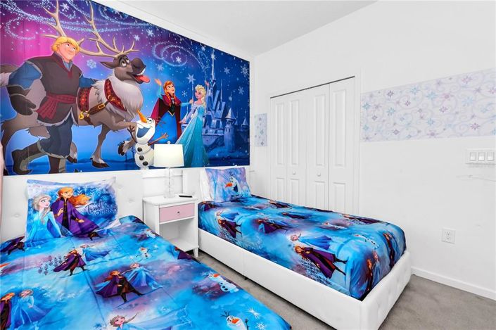 Image No.43-8 Bed Property for sale