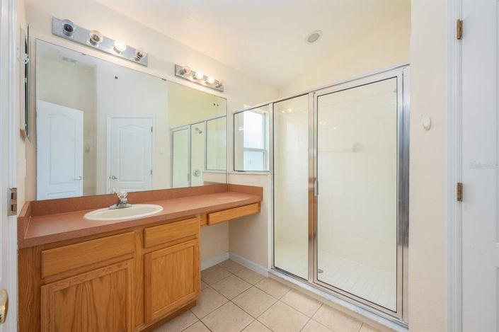 Image No.14-Propriété de 4 chambres à vendre à Clermont