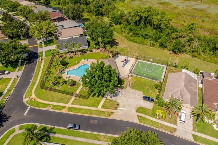 Image No.23-Propriété de 4 chambres à vendre à Clermont