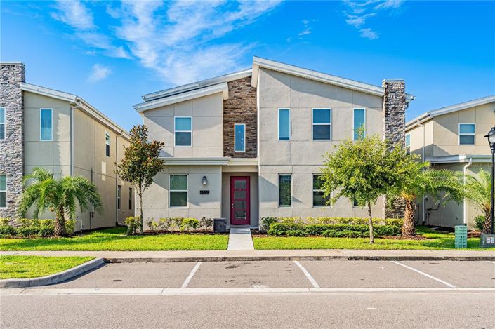 Image No.1-Propriété de 9 chambres à vendre à Kissimmee