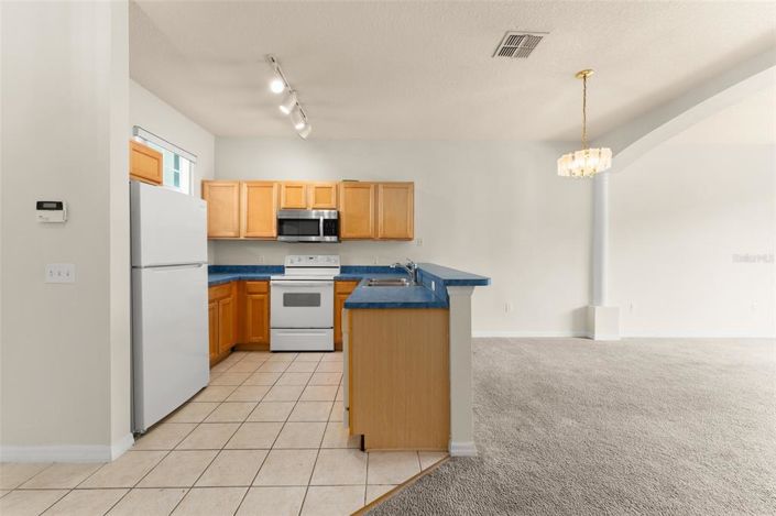 Image No.10-3 Bed Townhouse for sale