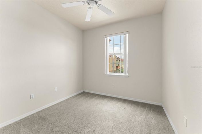 Image No.21-3 Bed Townhouse for sale