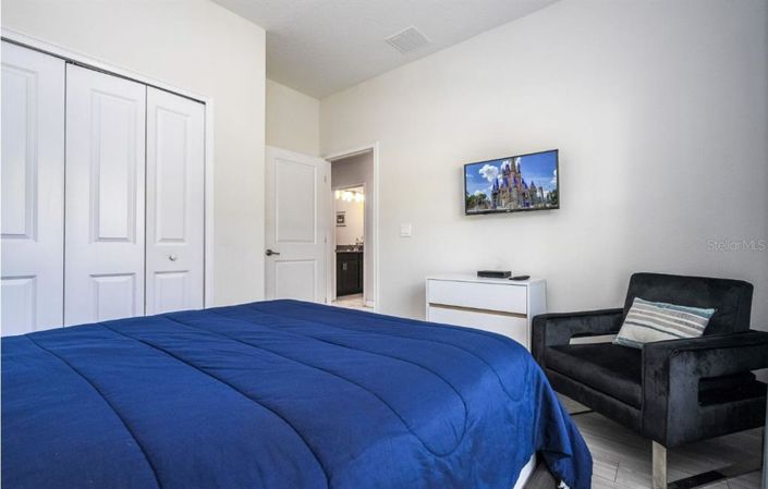 Image No.11-5 Bed Townhouse for sale