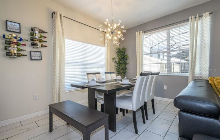 Image No.22-5 Bed Townhouse for sale