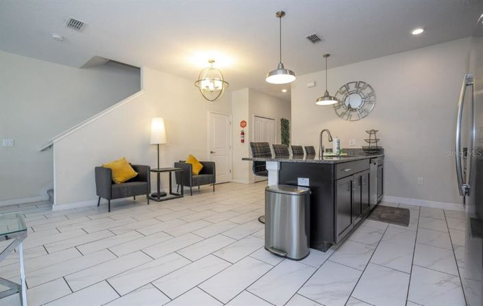 Image No.23-5 Bed Townhouse for sale