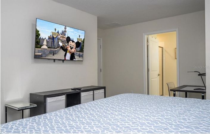 Image No.37-5 Bed Townhouse for sale