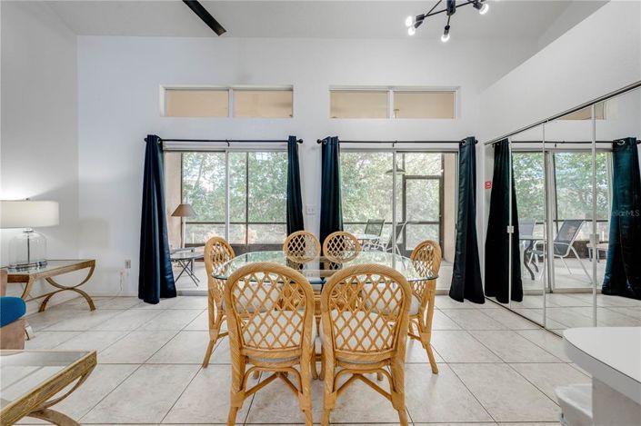 Image No.18-2 Bed Townhouse for sale