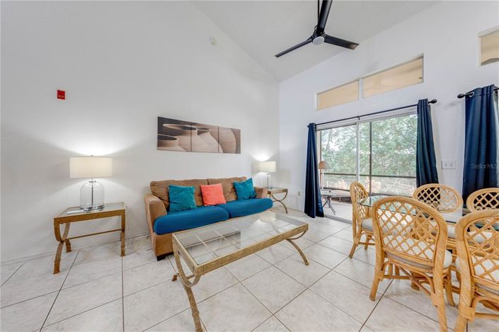 Image No.21-2 Bed Townhouse for sale