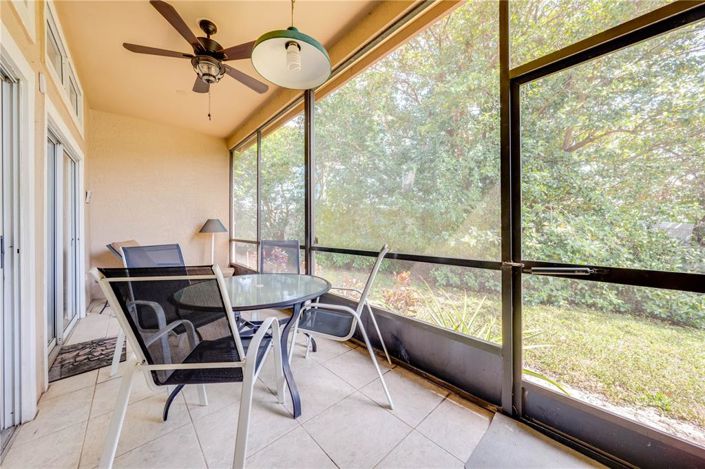 Image No.32-2 Bed Townhouse for sale