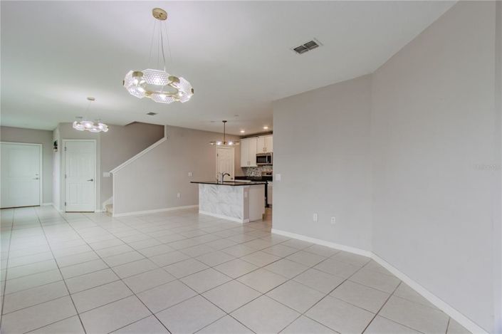 Image No.8-4 Bed Townhouse for sale