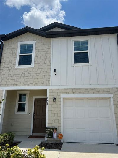 Image No.1-3 Bed Townhouse for sale