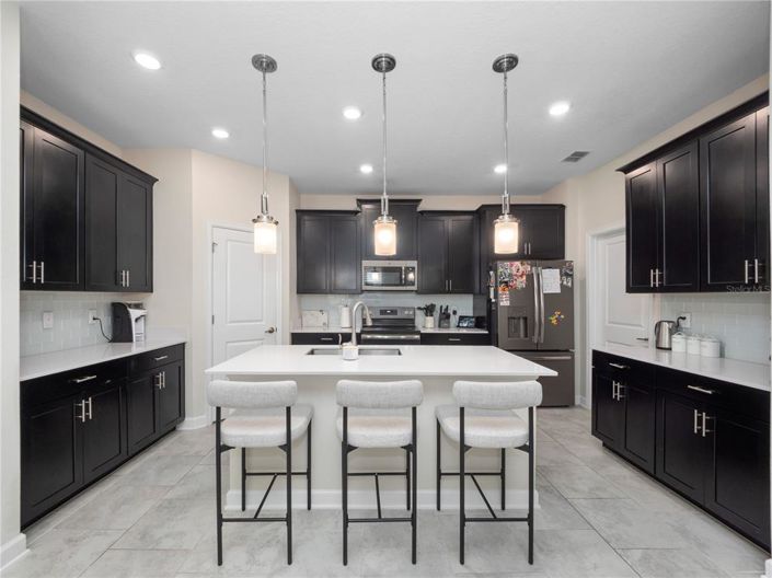 Image No.6-4 Bed Property for sale