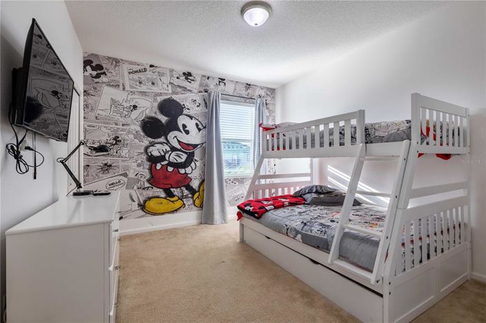 Image No.28-6 Bed Property for sale