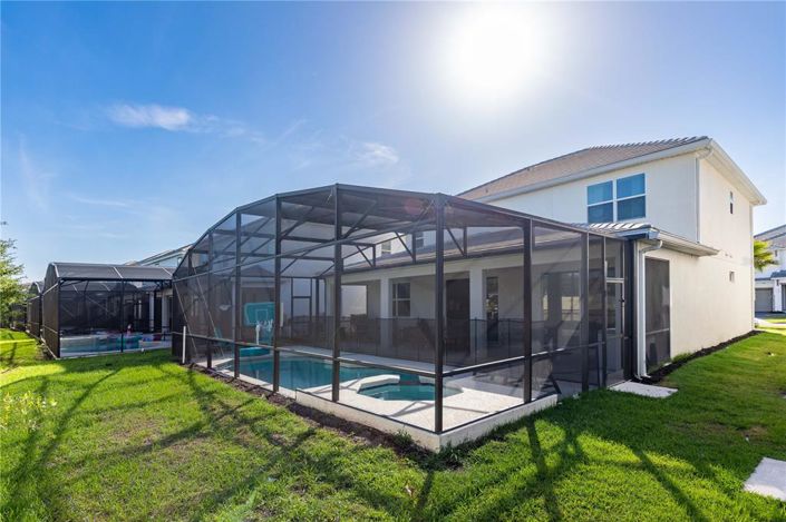 Image No.3-6 Bed Property for sale