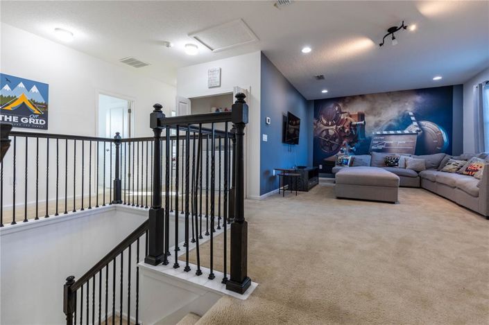 Image No.30-6 Bed Property for sale