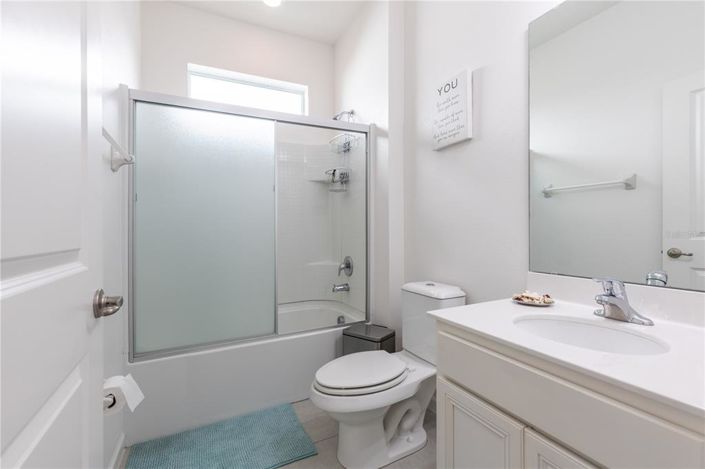 Image No.7-6 Bed Property for sale