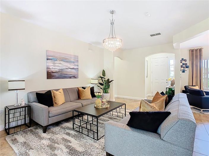 Image No.10-4 Bed Property for sale