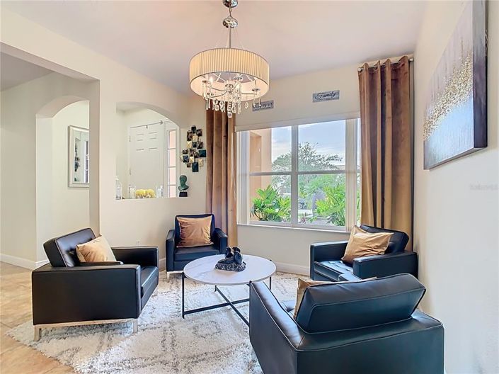 Image No.3-4 Bed Property for sale