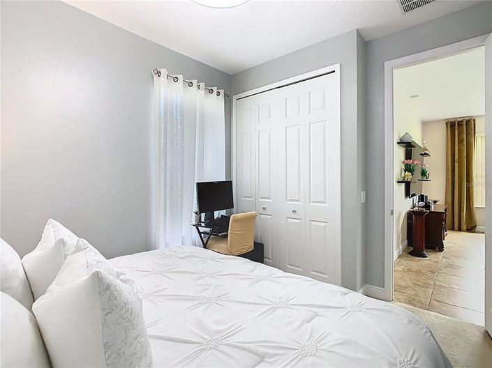 Image No.32-4 Bed Property for sale