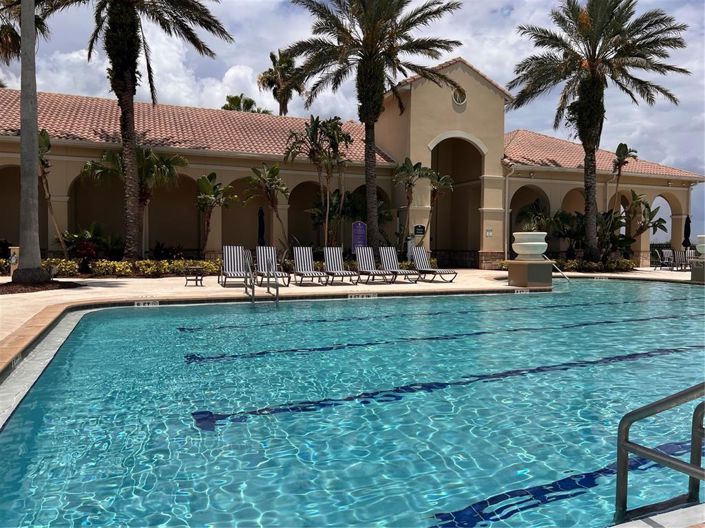 Image No.55-4 Bed Property for sale