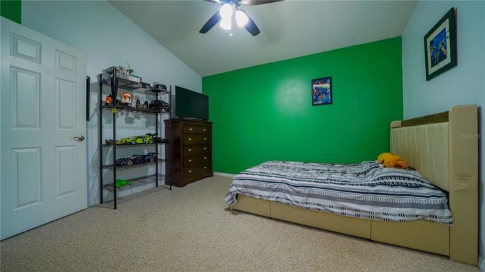 Image No.21-5 Bed Property for sale