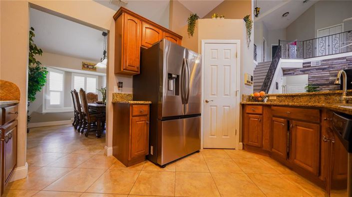 Image No.37-5 Bed Property for sale