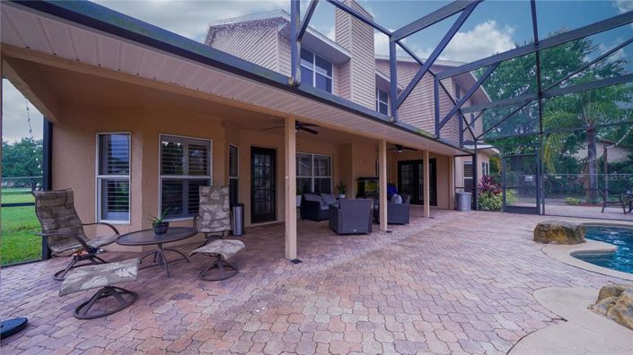 Image No.50-5 Bed Property for sale