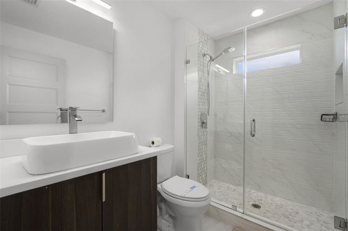 Image No.21-4 Bed Property for sale