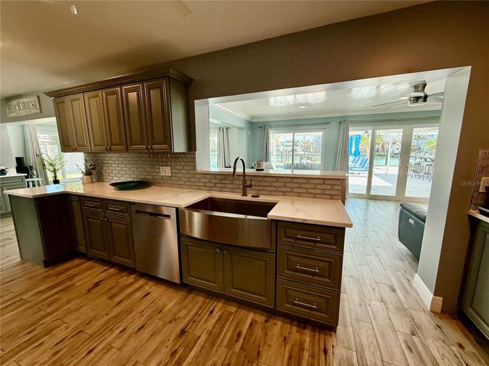 Image No.22-3 Bed Property for sale