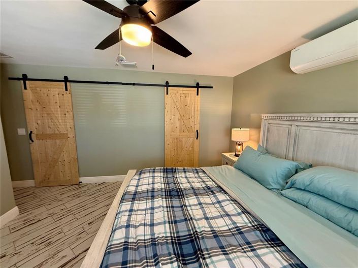 Image No.53-3 Bed Property for sale