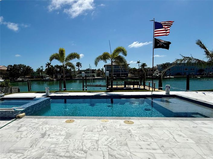 Image No.64-3 Bed Property for sale