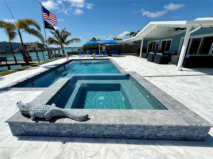 Image No.65-3 Bed Property for sale