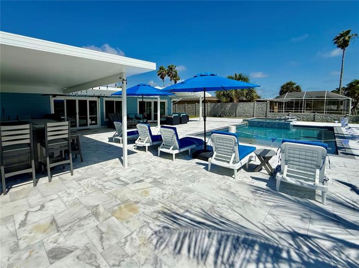 Image No.78-3 Bed Property for sale