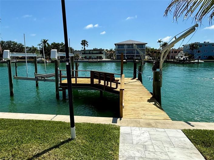 Image No.98-3 Bed Property for sale