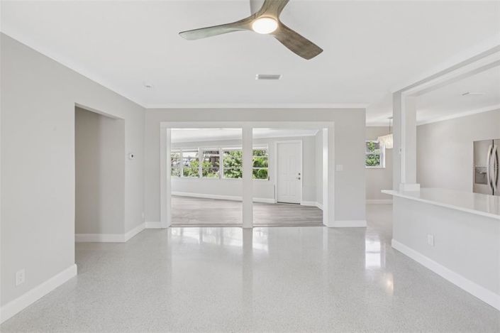 Image No.11-3 Bed Property for sale