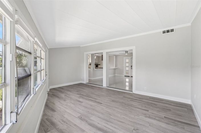 Image No.24-3 Bed Property for sale